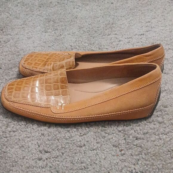 Nurture leather tan crocodile casual slip on loafers Sz 7.5 EUC - Picture 3 of 9